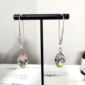 Handcrafted dry floral drop earrings